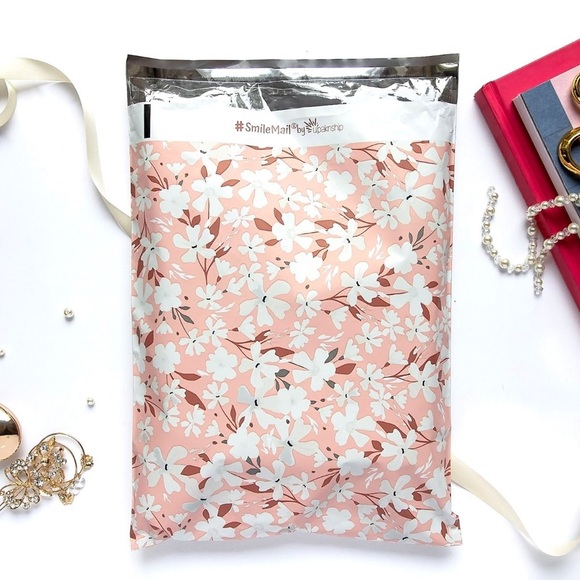 Poly mailers | Set of 25| Spring Designer Poly Mailers 10x13 - Picture 2 of 3